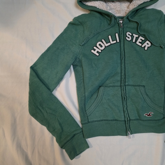 Vintage Y2K Hollister Sherpa-Lined Hoodie Jacket - Green, Size Medium - Picture 4 of 12